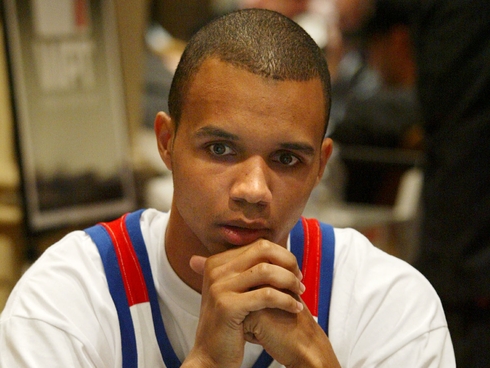 News Dump: Phil Ivey's New DFS Site, Pregnant Down Under, and AEJones Wins $5 Million in DFS